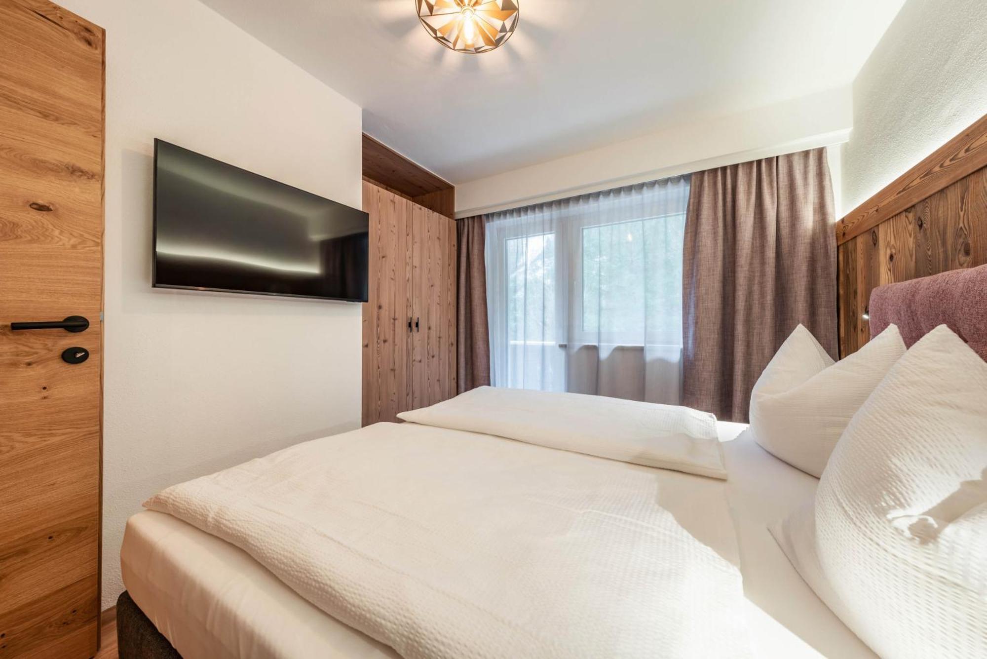 Montana Apartments Mayrhofen Zewnętrze zdjęcie