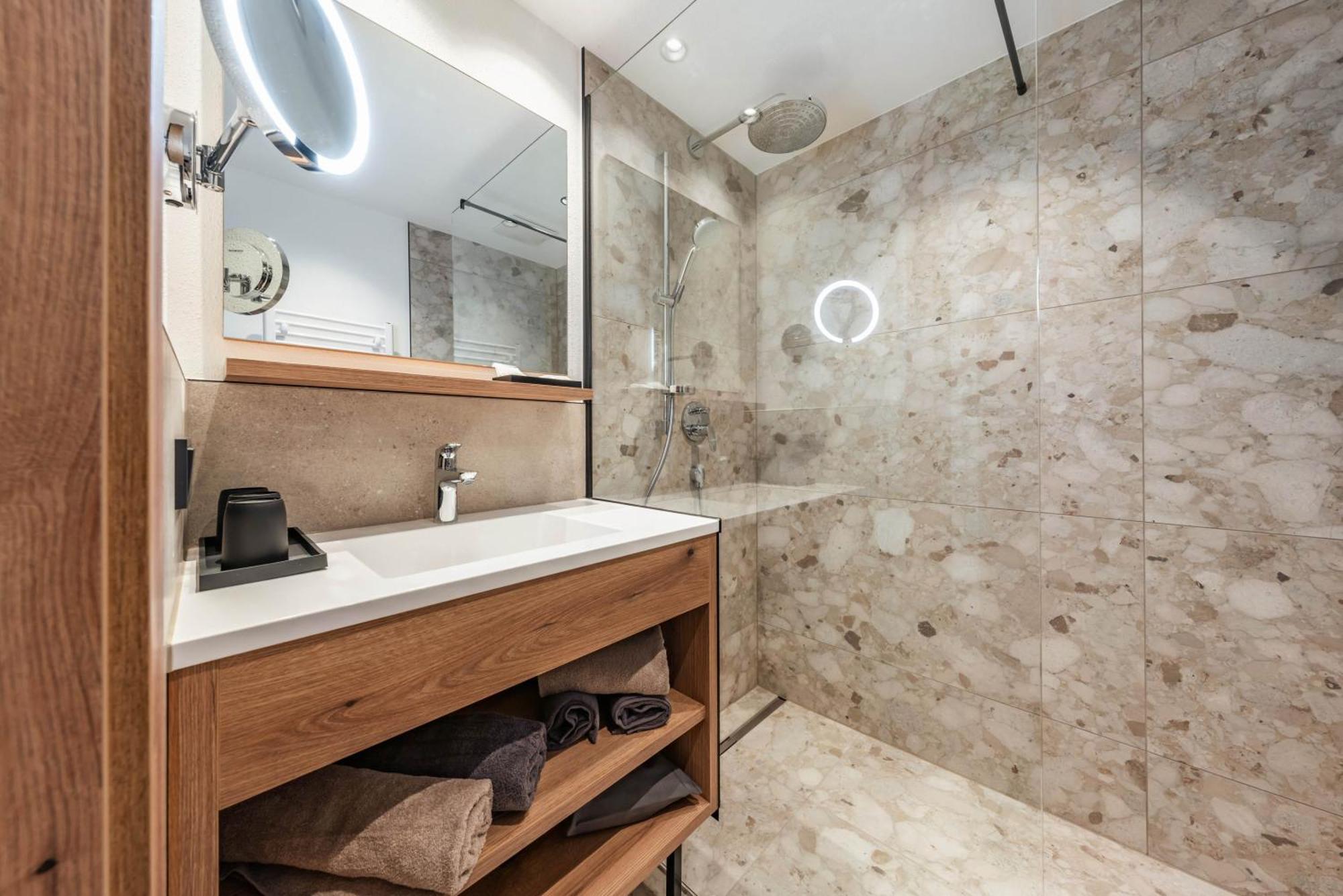 Montana Apartments Mayrhofen Zewnętrze zdjęcie