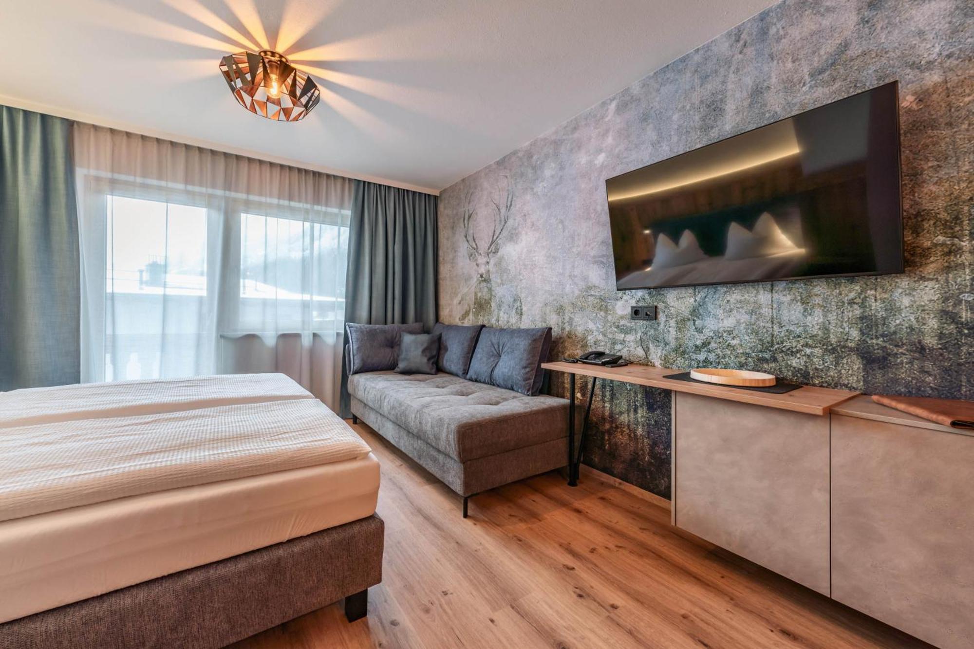 Montana Apartments Mayrhofen Zewnętrze zdjęcie