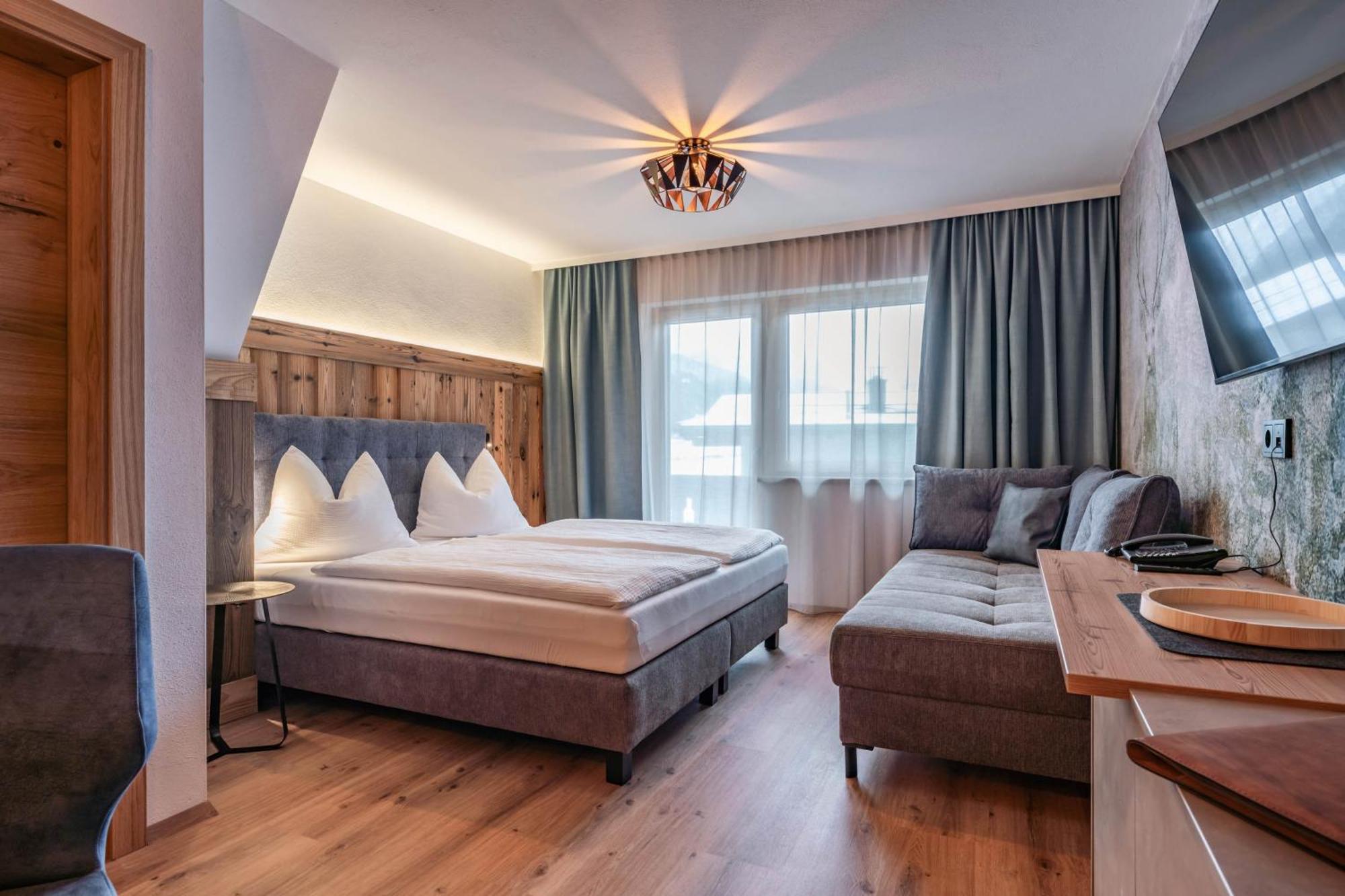 Montana Apartments Mayrhofen Zewnętrze zdjęcie