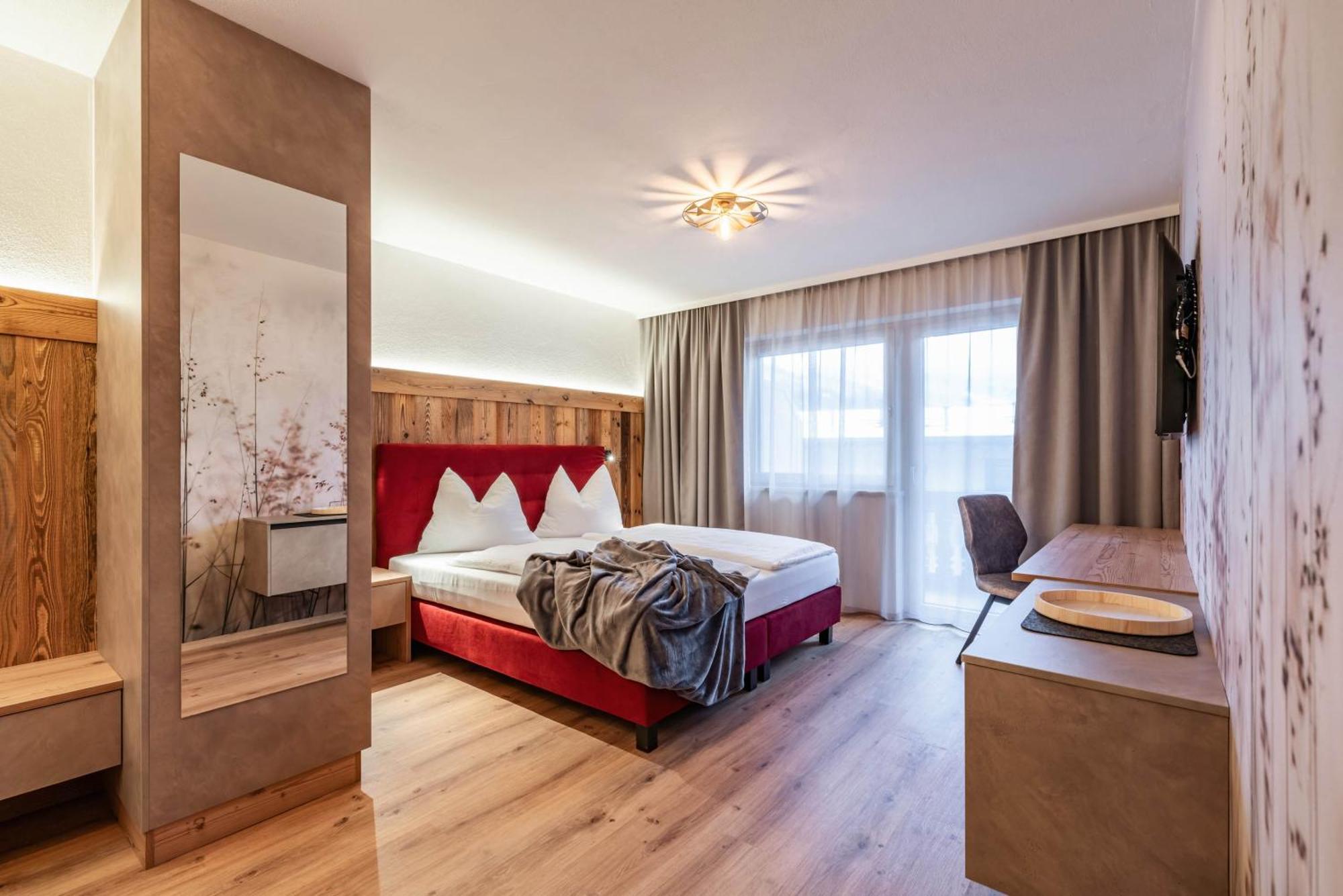 Montana Apartments Mayrhofen Zewnętrze zdjęcie